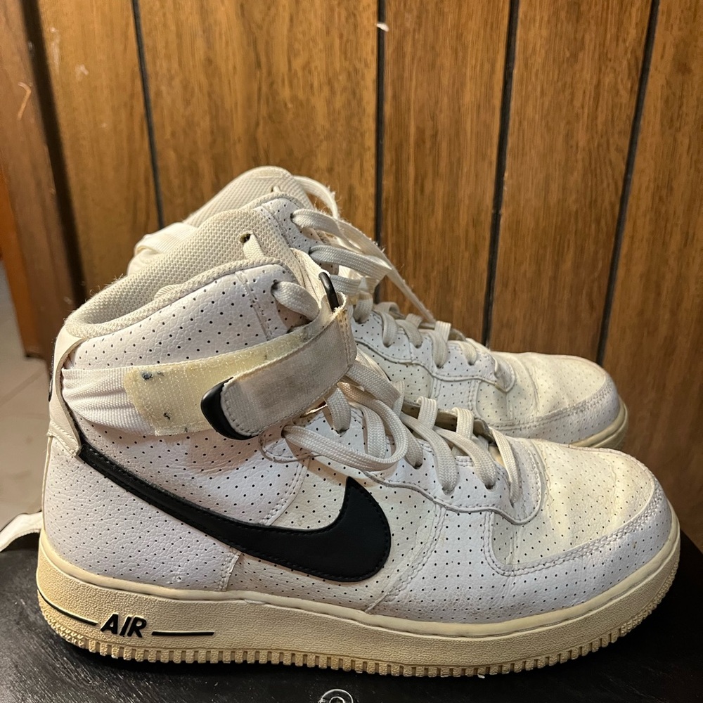 Nike High-Top Sneakers in Cream with Black Swoosh